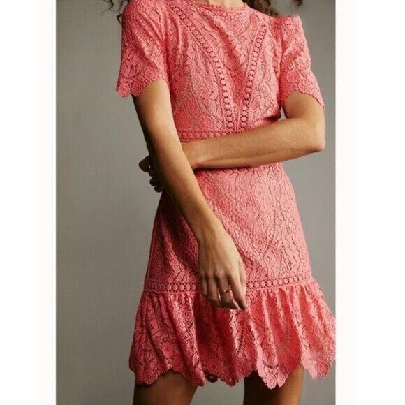 Saylor NWT Darian Crochet Lace Cutout Mini Dress Porcelain Rose Pink Size Large - Picture 2 of 12